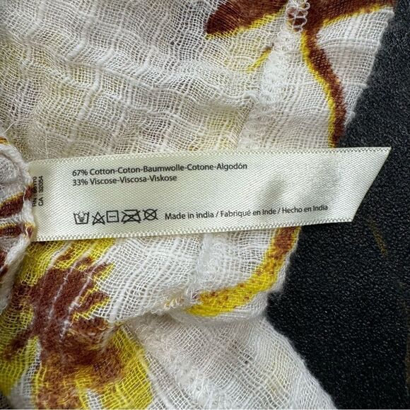 Free People Naya Handprinted Cotton and Viscose Bohemian Top with raw edges XS - Picture 15 of 16